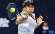大坂直美重返赛场，败北首场状态出色，勇士观众沸腾！