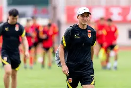 球盟会官方-前足球教练